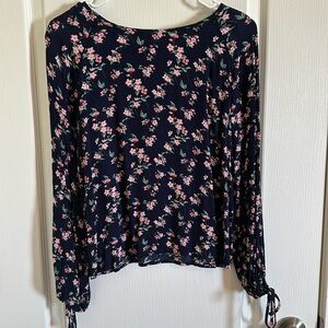 Navy blue, Small size top